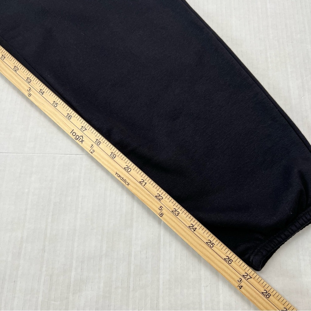 NWT Beyond Yoga LuxeFleece Mid Rise Jogger Sweatpants Black Medium - Picture 16 of 16